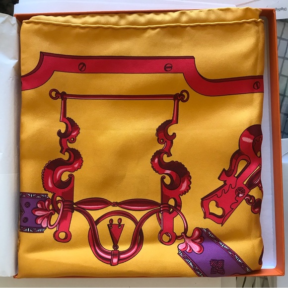 🔥 🔥 🔥 Authentic Hermes Silk scarf 90 Twill Mors Et Gourmettes w hermes box NEW - Picture 6 of 11